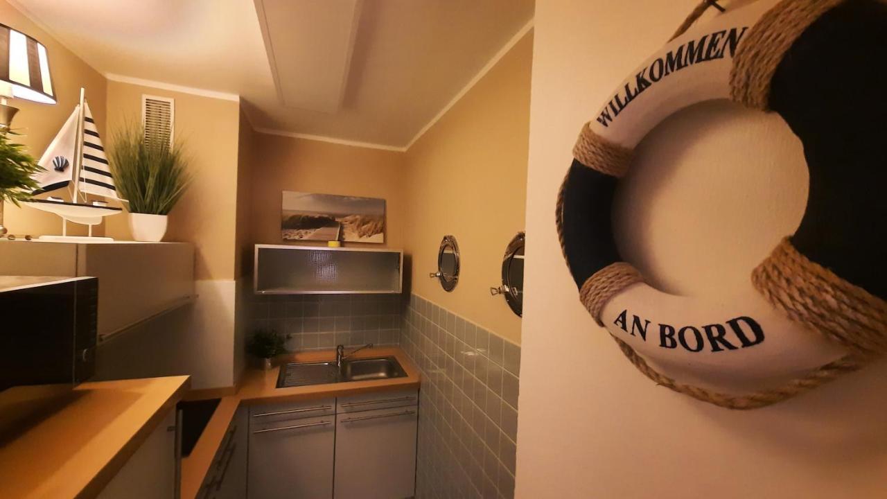 Ferienwohnung Wattkieker ビューズム エクステリア 写真